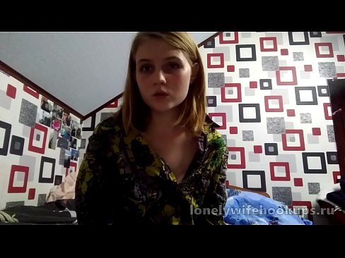 ❤️ Xwendekarê ciwan blonde ji Rûsyayê ji dîkên mezintir hez dike. Derb li me ku.pi-porno.ru ﹏